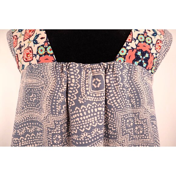 Knox Rose Boho Chic Sleeveless Blouse - Blue & Beige Pattern Floral Size XS - Picture 3 of 11